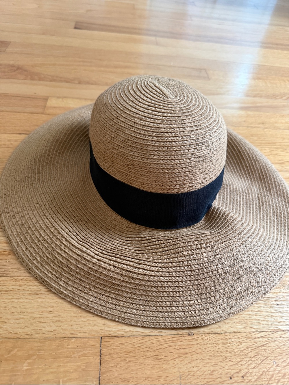 Nordstrom Tan Wide-Brim Straw Sun Hat with Black Band